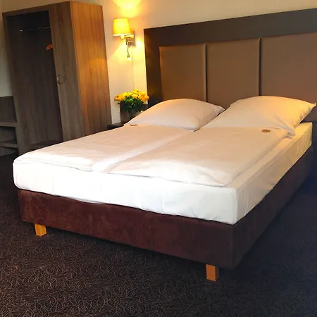 City Hotel Wiesbaden 3*