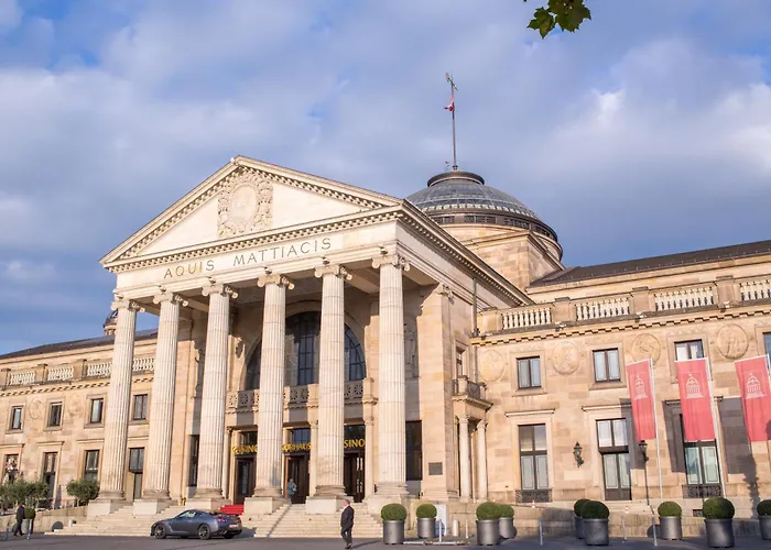 City Hotel Wiesbaden Отель