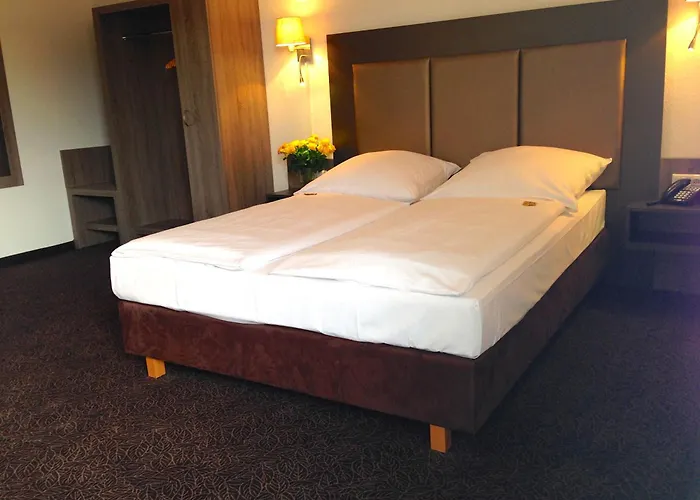 City Hotel Wiesbaden Отель